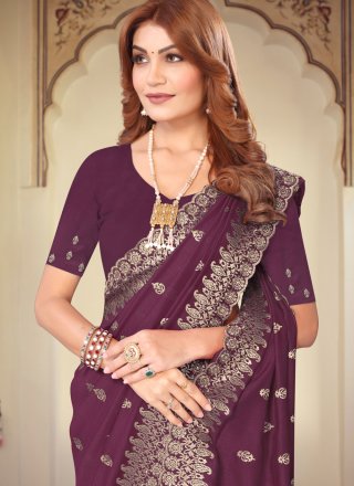 Vichitra Silk Classic Saree with Embroidered and Zari Work
