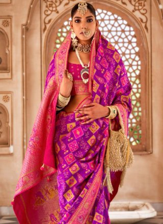 Weaving and Zari Work Banarasi Silk Classic Saree In Pink