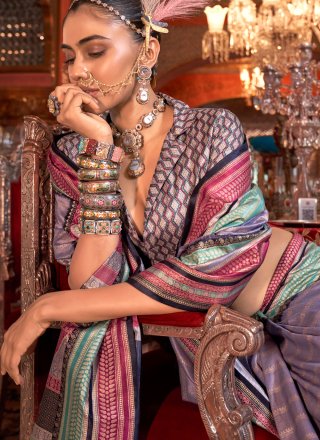 Weaving Work Silk Classic Sari In Lavender for Ceremonial