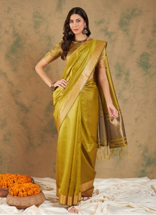 Woven and Zari Work Cotton Classic Sari In Yellow for Casual