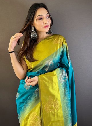 Woven and Zari Work Silk Traditional Saree In Sea Green