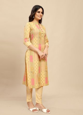 Yellow Cotton Casual Kurti with Print Work for Women