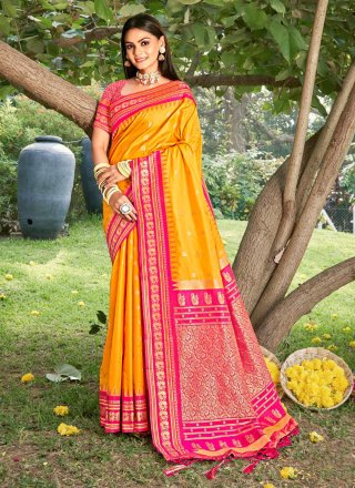 Buy rangbhakti Self Design, Woven Banarasi Art Silk, Cotton Silk Yellow  Sarees Online @ Best Price In India | Flipkart.com