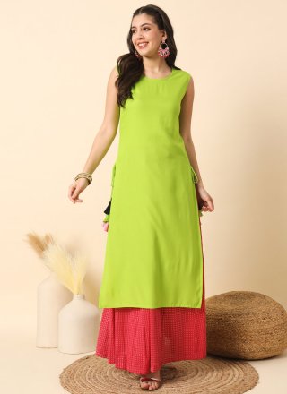 Aristocratic Green Rayon Designer Kurti In Plain