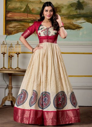 Arresting Off White Pure Dola  Designer Gown