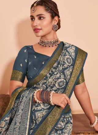 Aspiring Grey Silk Trendy Saree with Foliage Print and Weaving Work
