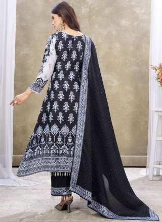 Black Print and Thread Work Muslin Salwar Suit