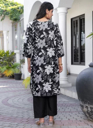 Blended Cotton Designer Kurti In Black Colour