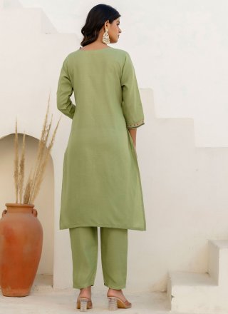 Blended Cotton Readymade Style In Green Color