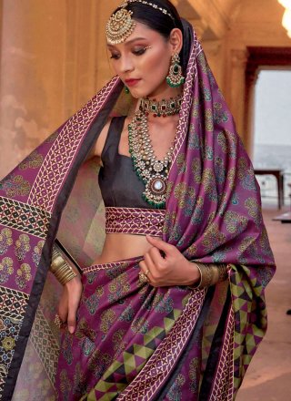 Block Print and Paisley Print Work Silk Traditional Saree In Purple Color