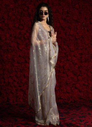Booti and Lace Work Net Trendy Saree In Grey Color