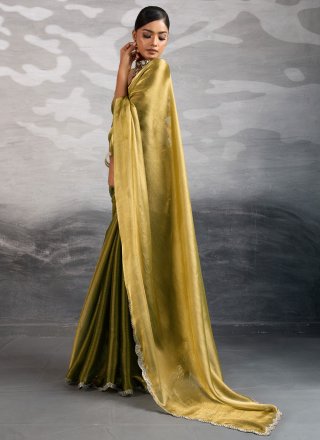 Burburry Classic Saree In Green Colour