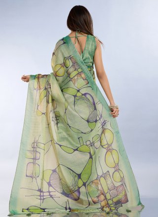 Digital Print Work Cotton Classic Sari In Green