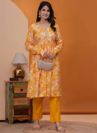 Digital Print Work Rayon Casual Kurti In Mustard
