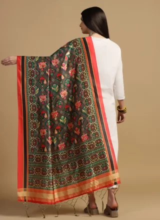 Digital Print Work Silk Dupatta Dupatta In Green