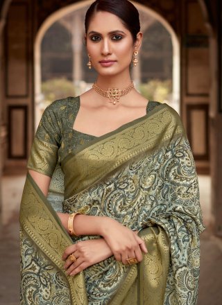 Energetic Green Handloom Silk Classic Saree