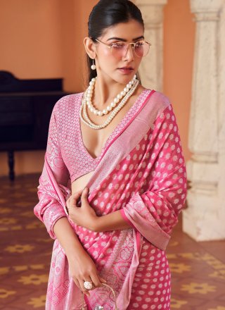 Exceptional Magenta Georgette Classic Sari