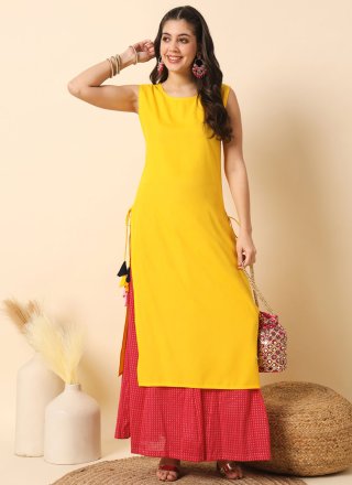 Exquisite Yellow Rayon Casual Kurti In Plain