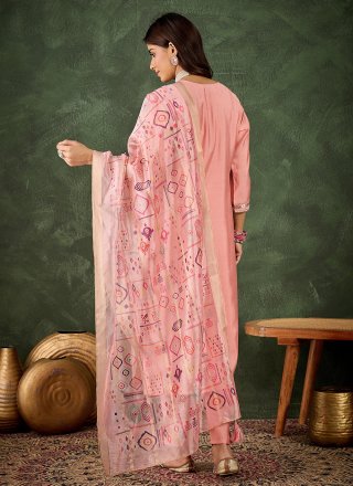 Fashionable Pink Silk Blend Salwar Suit with Embroidered Work