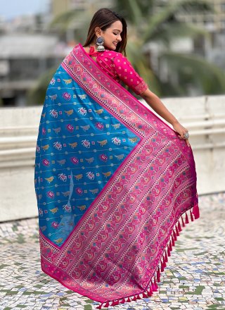 Floral Rama Patola Silk Classic Saree