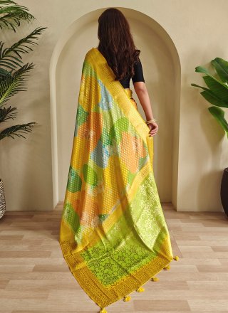 Georgette Classic Sari In Multi Colour
