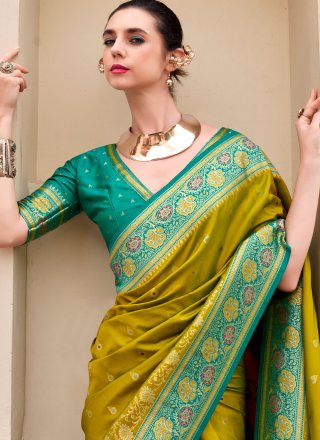 Green Banarasi Silk Traditional Saree with Weaving and Zari Work