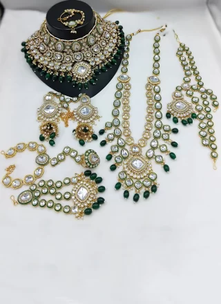 Green Beads and Stone Work Necklace Set