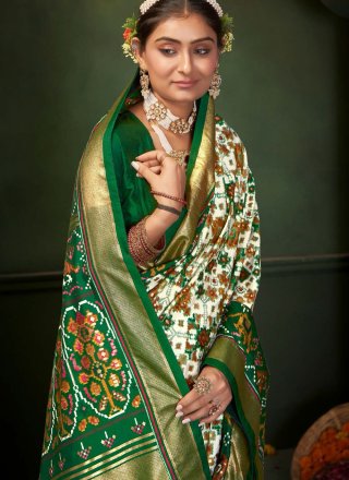 Green Jacquard and Print Work Silk Contemporary Saree