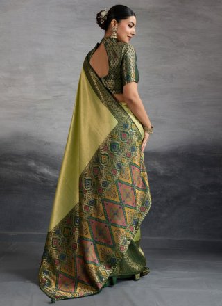 Green Kanjivaram Silk Meenakari, Woven and Zari Work Classic Sari