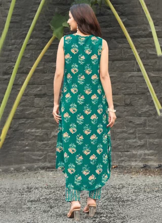 Green Poly Cotton Casual Kurti with Print Work