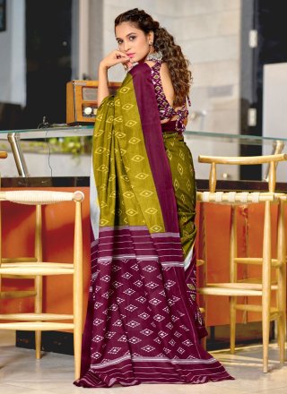 Green Soft Cotton Contemporary Sari