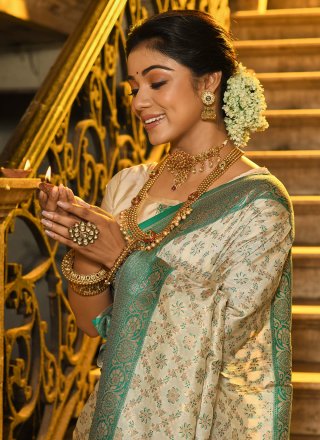 Jacquard and Woven Work Banarasi Silk Classic Sari In Sea Green for Ceremonial