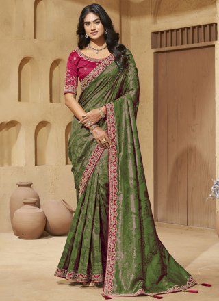 Jacquard Traditional Saree In Green