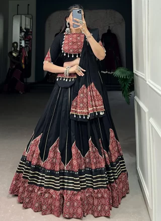 Lace, Mirror and Print Work Cotton Readymade Lehenga Choli In Black Color