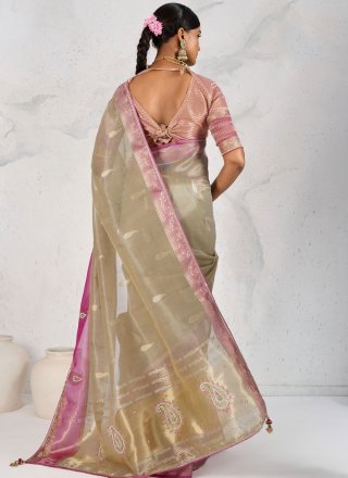 Linen Classic Saree In Grey Color
