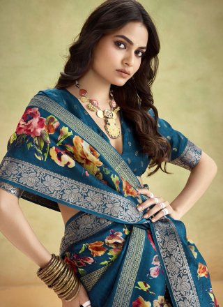 Morpeach Silk Classic Saree with Patch Border, Floral Patch and Weaving Work for Festival