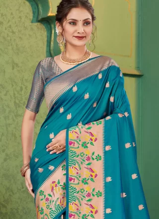 Morpeach Silk Classic Sari
