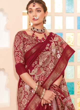 Paisley Print and Weaving Work Silk Contemporary Sari In Maroon for Ceremonial