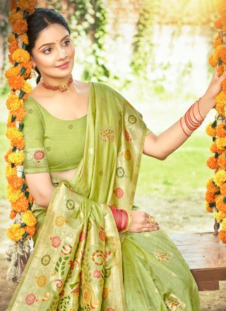 Prepossessing Green Silk Classic Sari