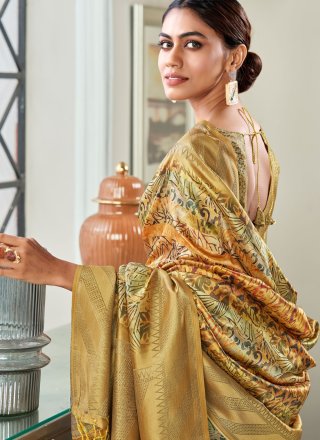 Print and Weaving Work Handloom Silk Traditional Saree In Yellow Colour