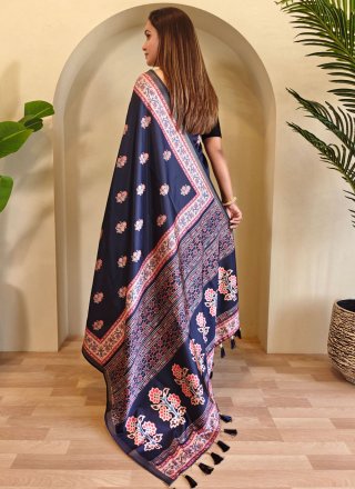 Print Work Viscose Classic Saree In Blue Color