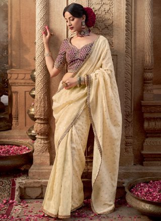 Pure Crepe Trendy Saree with Patch Border, Booti, Lace and Zari Work