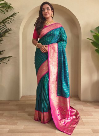 Rama Silk Traditional Saree with Weaving Work for Ceremonial