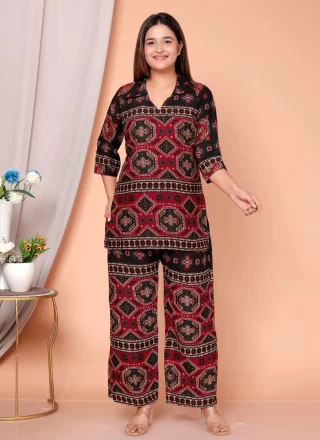 Rayon Designer Kurti In Black and Maroon