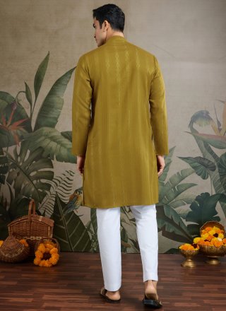 Rayon Kurta Mens Wear In Green Color