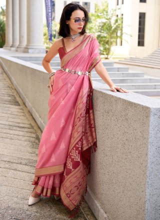 Rayon Traditional Saree In Pink