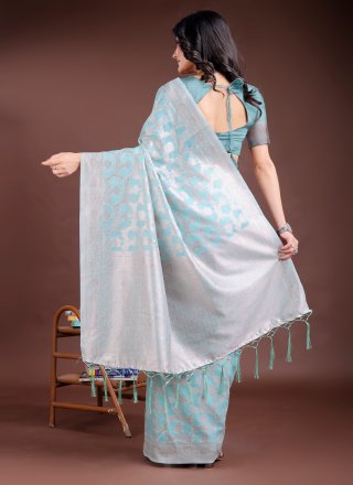 Sea Green Cotton Trendy Saree with Weaving Work for Casual