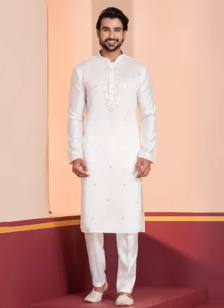 Sequins Work Cotton Kurta Pyjama In White Color