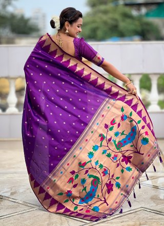 Silk Classic Sari In Magenta Colour