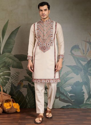 Silk Kurta Pyjama In Cream Colour